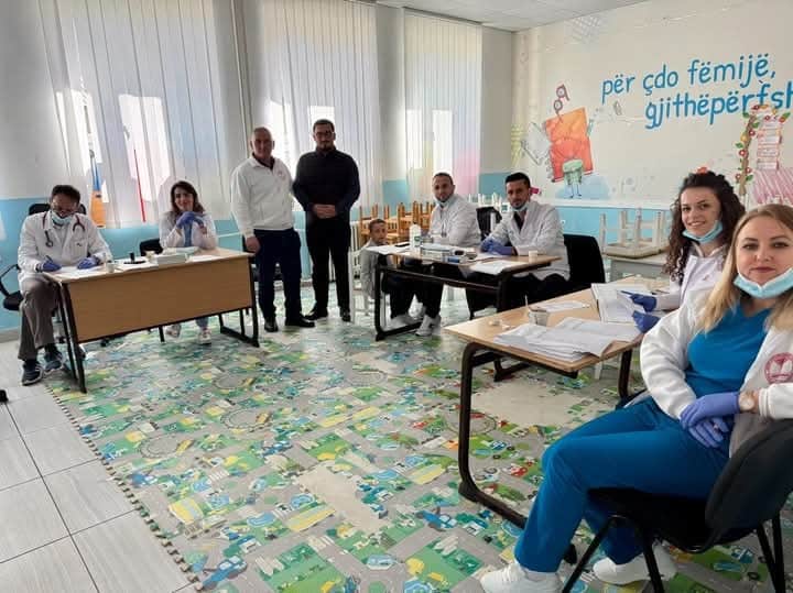 Ekipi mjekësor i Qendrës Kryesore të Mjekësisë Familjare në Dragash ka filluar programin e vizitave sistematike shëndetësore