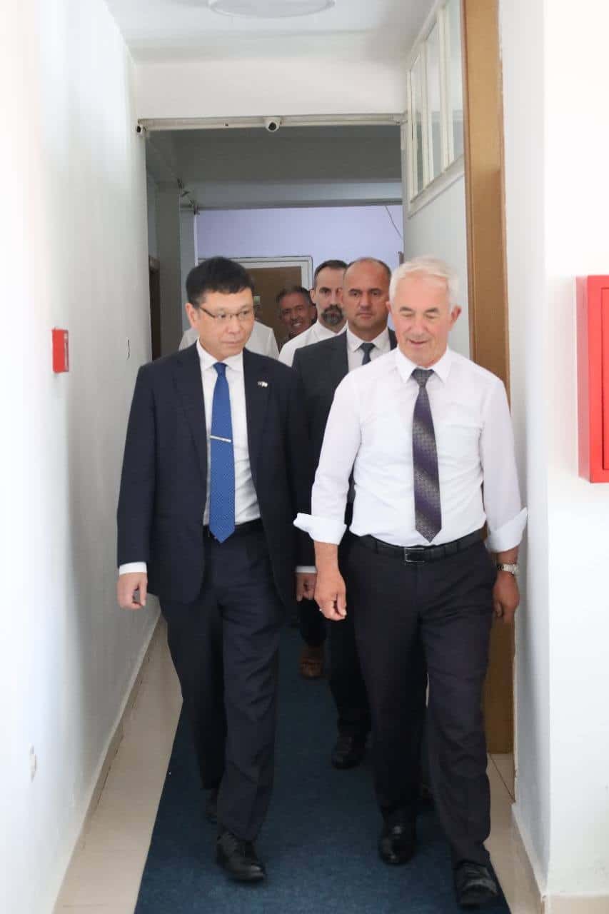 Kryetari Xheladini priti sot në takim ngarkuarin me punë në Ambasadën e Japonisë në Prishtinë, z.Hiroyasu Tanigaki