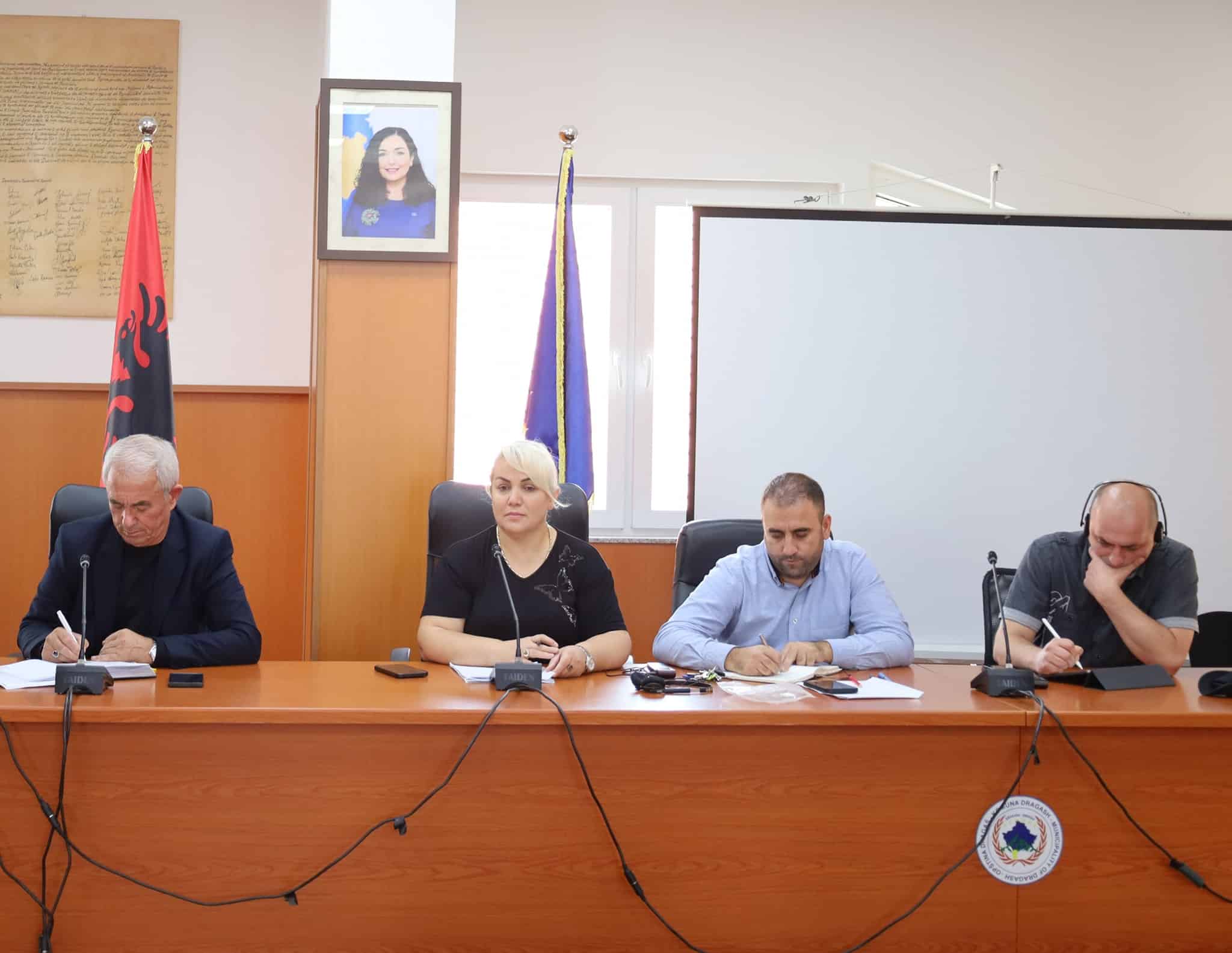 Komiteti për Politikë dhe Financa mbajti sot dëgjimin publik për Projektbuxhetin komunal të vitit 2026