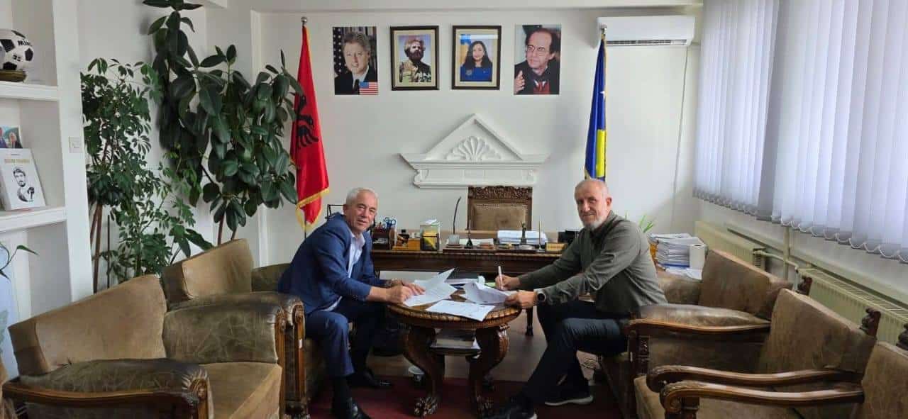 Nënshkruhet marrëveshja për organizimin e Panairit ‘EXPO SHARRI’ me Produkte Vendore